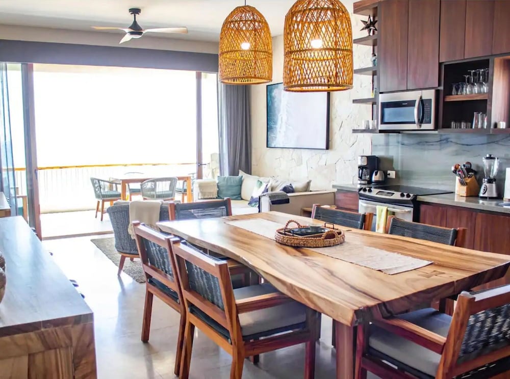 3BD Soleado Ocean Views Pool Resort Beach