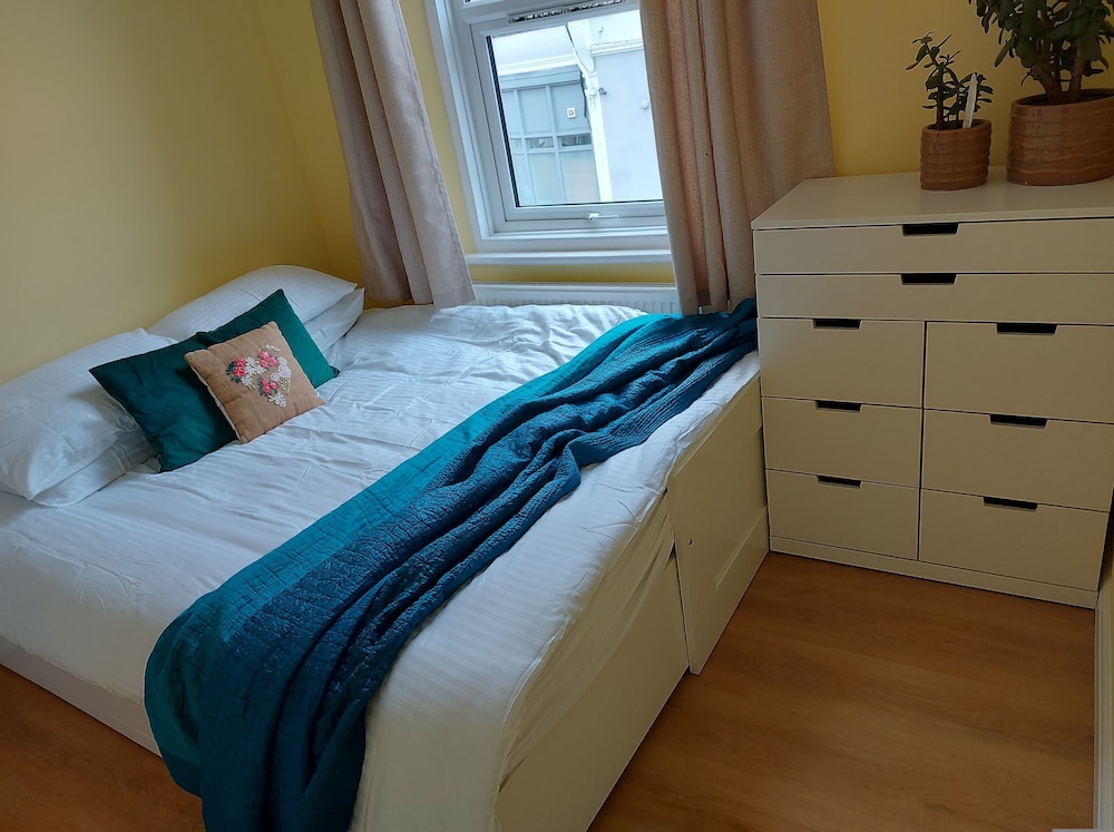 Sea La Vie in Bournemouth view 3