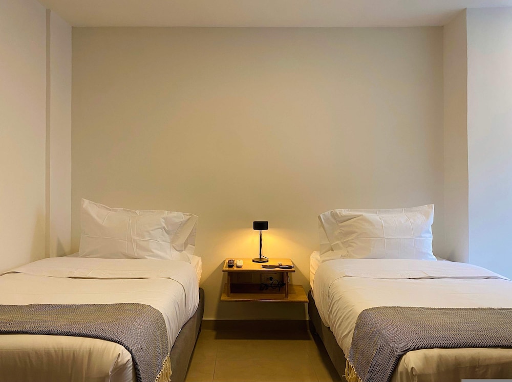 w Breathtaking 2BR w AC in Cartagena
