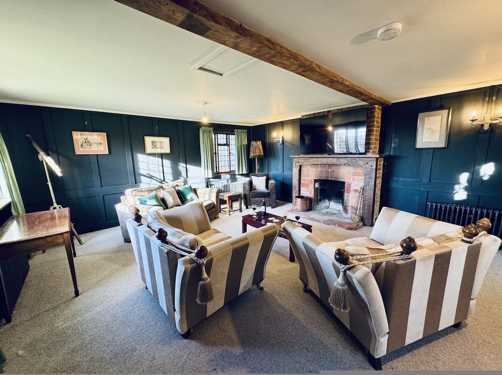 Huckleberry Farm - From 1000 Per Night