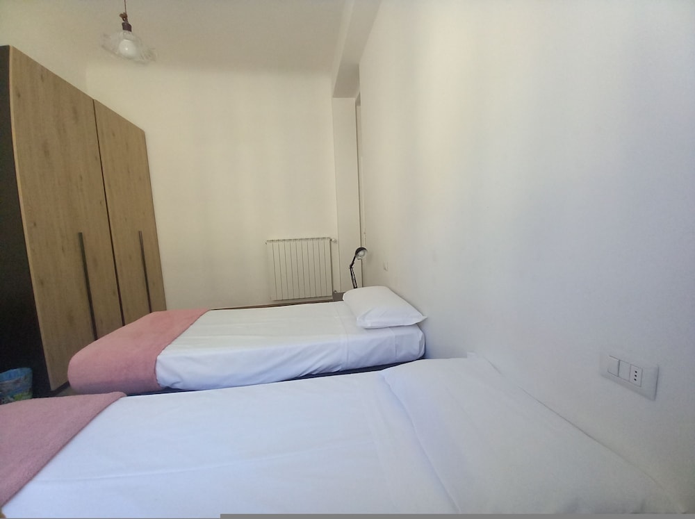 Cavour 46 Second in Firenze