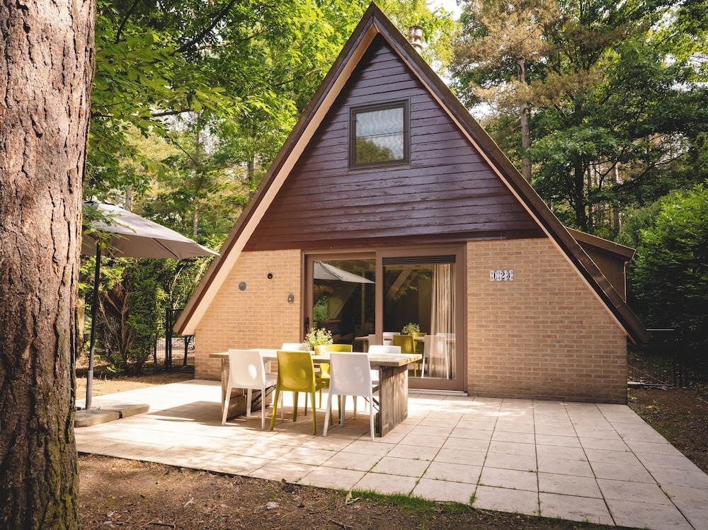 Boshuisje Rekem Three-Bedroom Houses