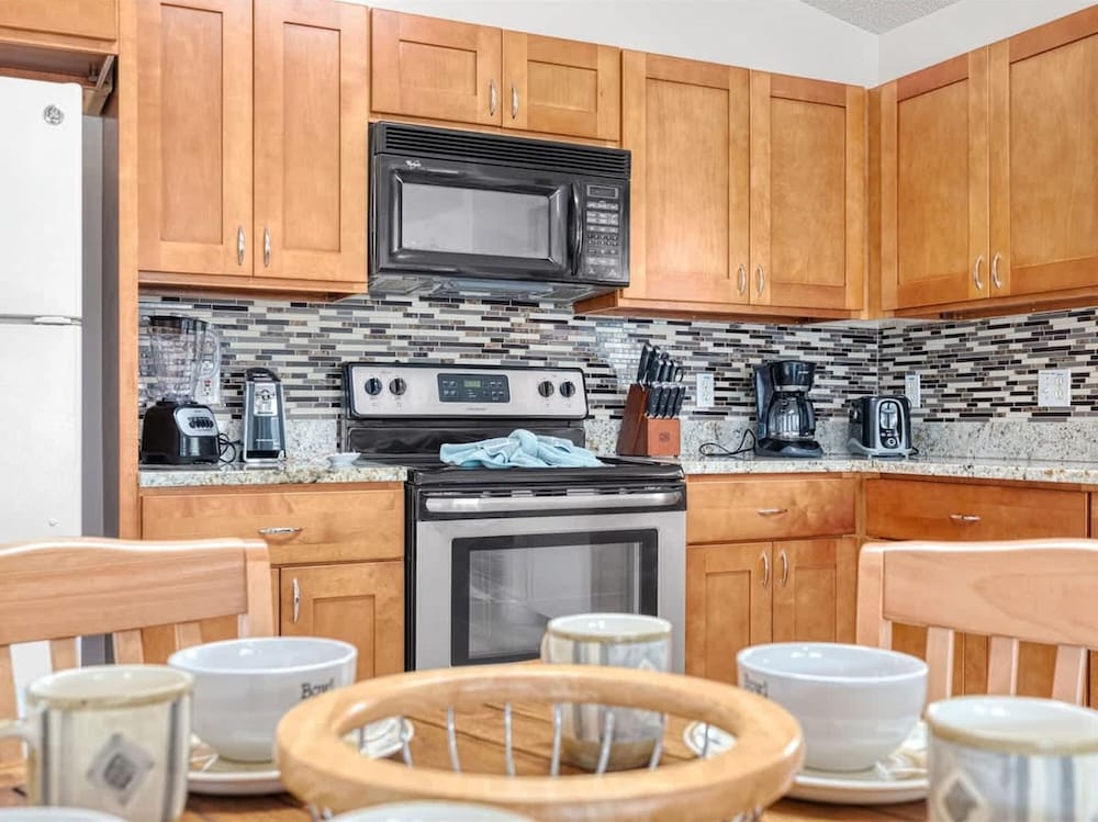 Villa Minutes From Disney 4bd 3Bt Private Pool Games