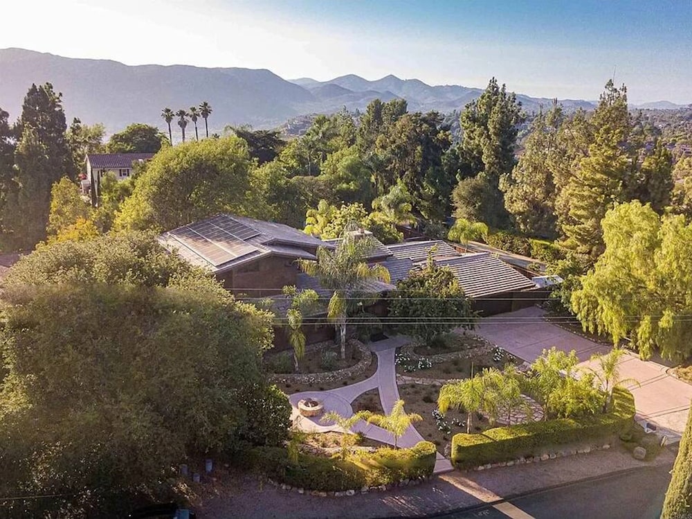 Private Resort in Lake Hodges
