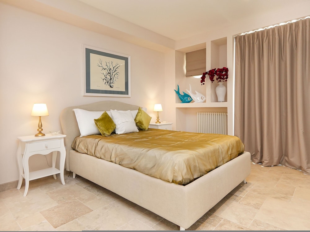 Marina Homes Standard 2