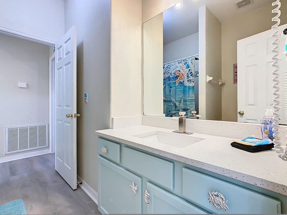 Family Villa w Pool Gameroom-low September Rates