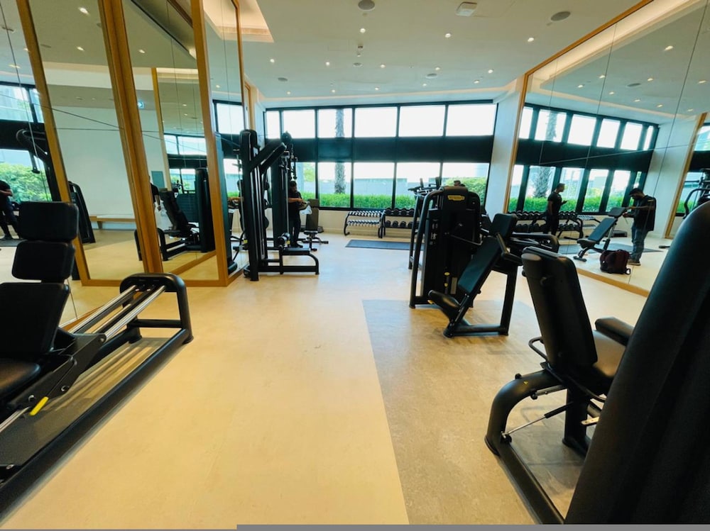 Luxury at JBR Jumeirah Gate Tower 1