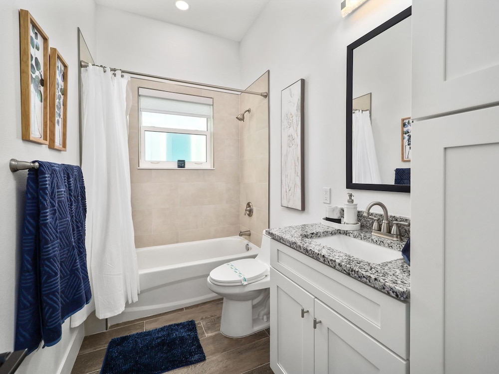 Ocean Front Flagler Beach Sleeps 5 People