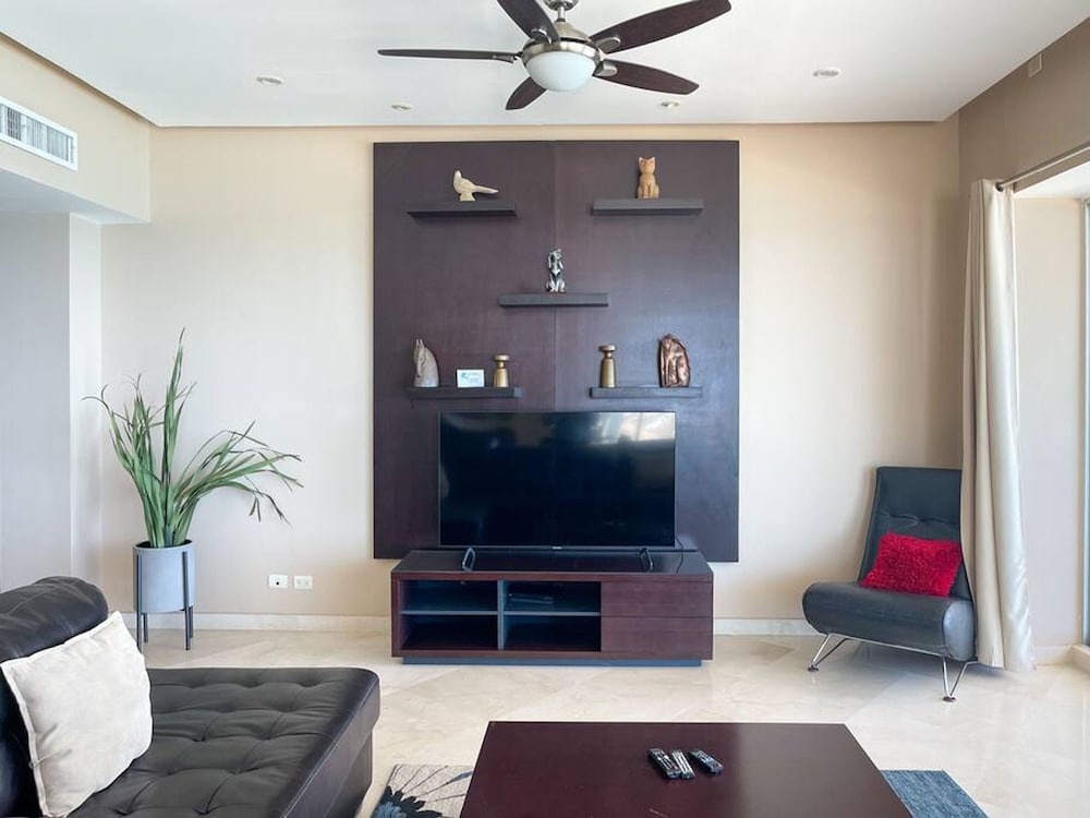 Breathtaking Luxury Oceanfront Condo