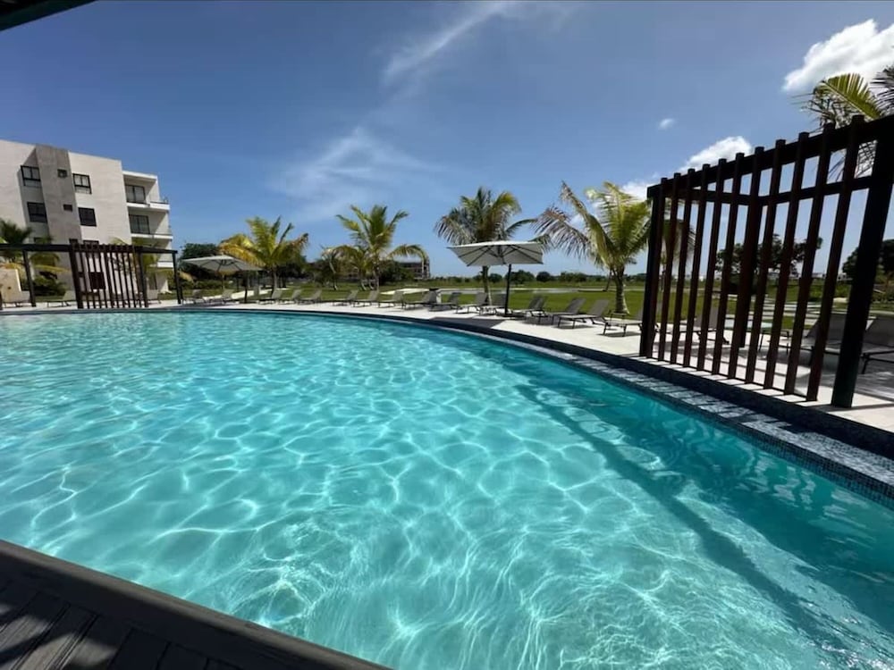 NOK Stlyish 1BR Apartment by Vistacana Rentals