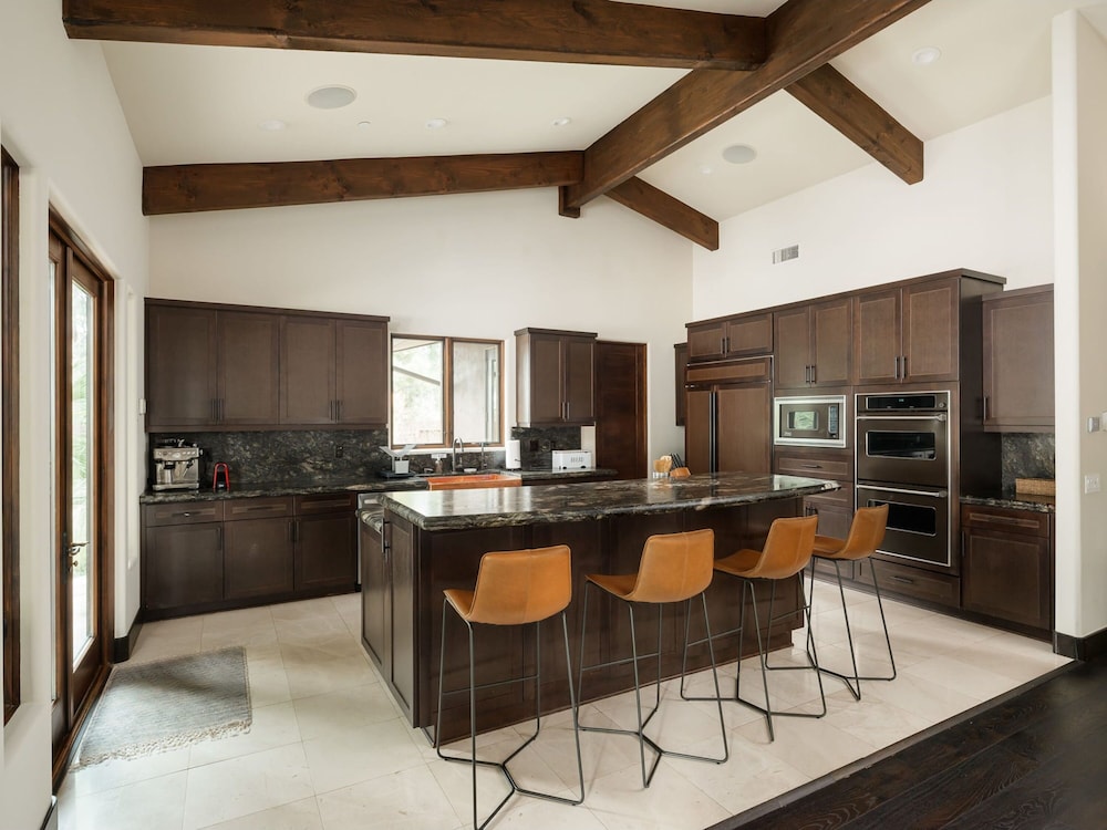 Private Resort in Lake Hodges