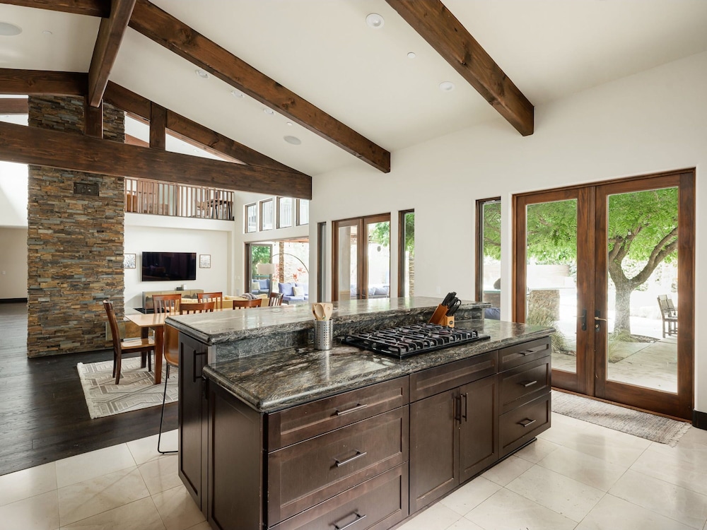 Private Resort in Lake Hodges
