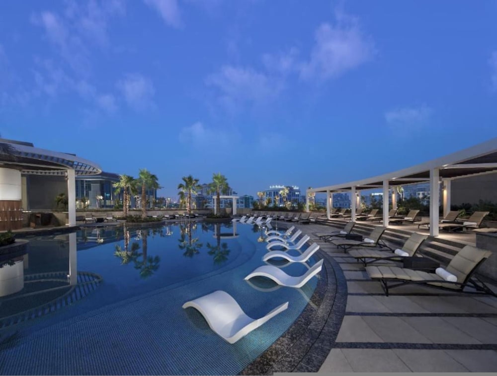 Luxury 1BR Near Dubai Frame Prime Location