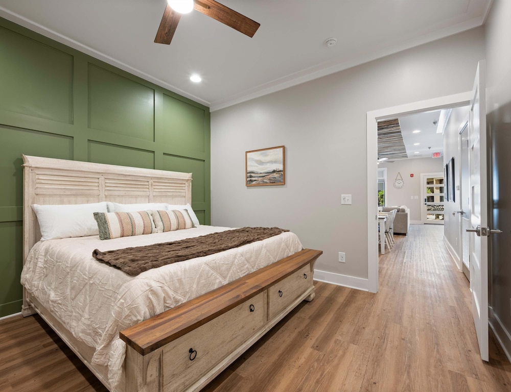 Carters Court Grand Escape