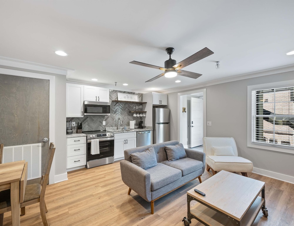 Carters Court Cozy Hideaway
