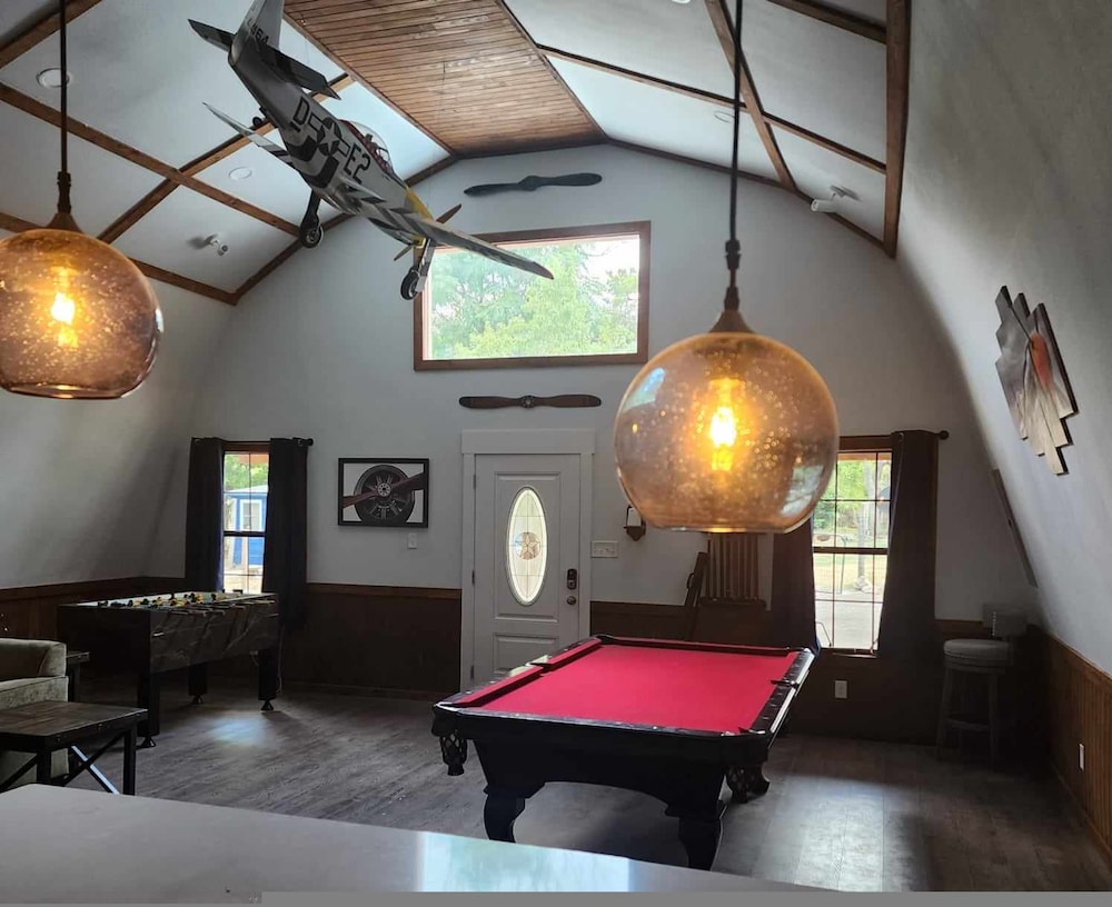 Terracotta Oasis - Wimberley for 30 Guests