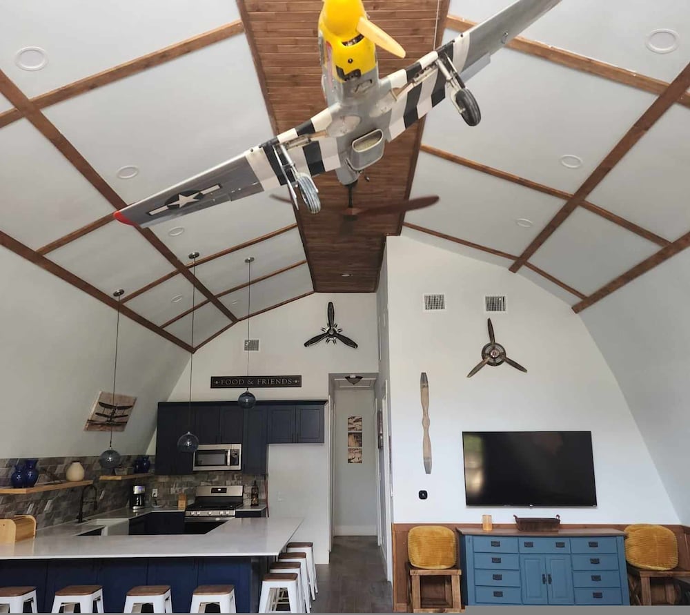 Terracotta Oasis - Wimberley for 30 Guests