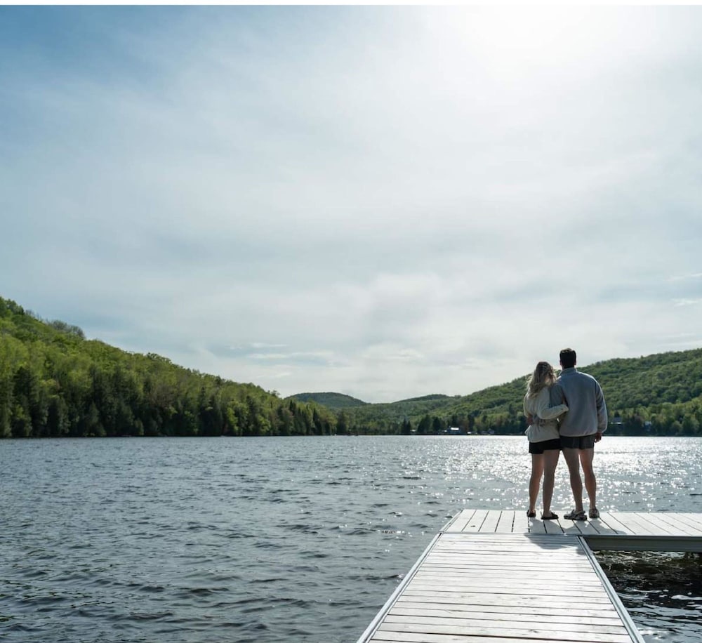 Le Rocher Spa Lac Par Paddleboard