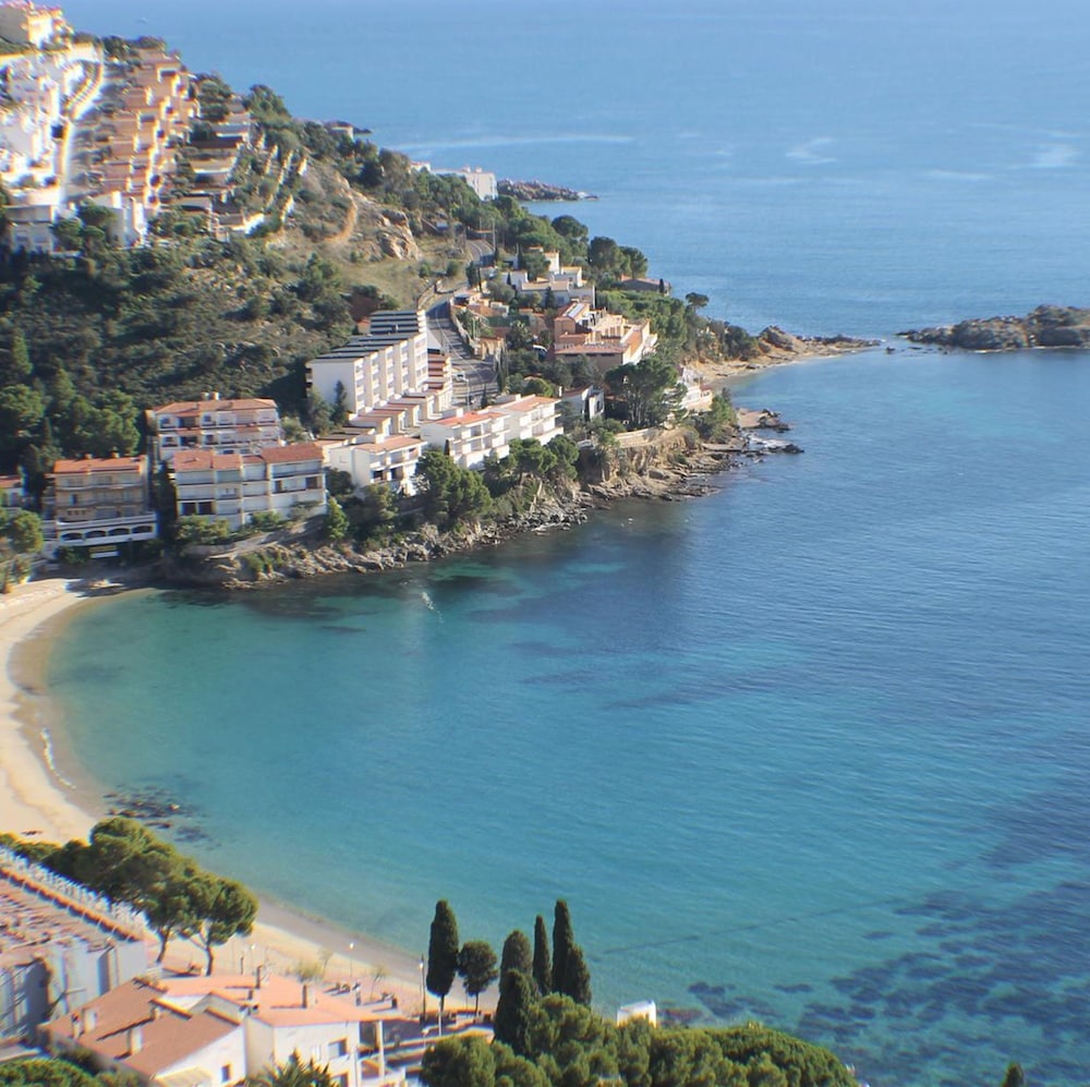 Marina 3 in Roses With 1 Bedrooms and 1 Bathrooms view 5