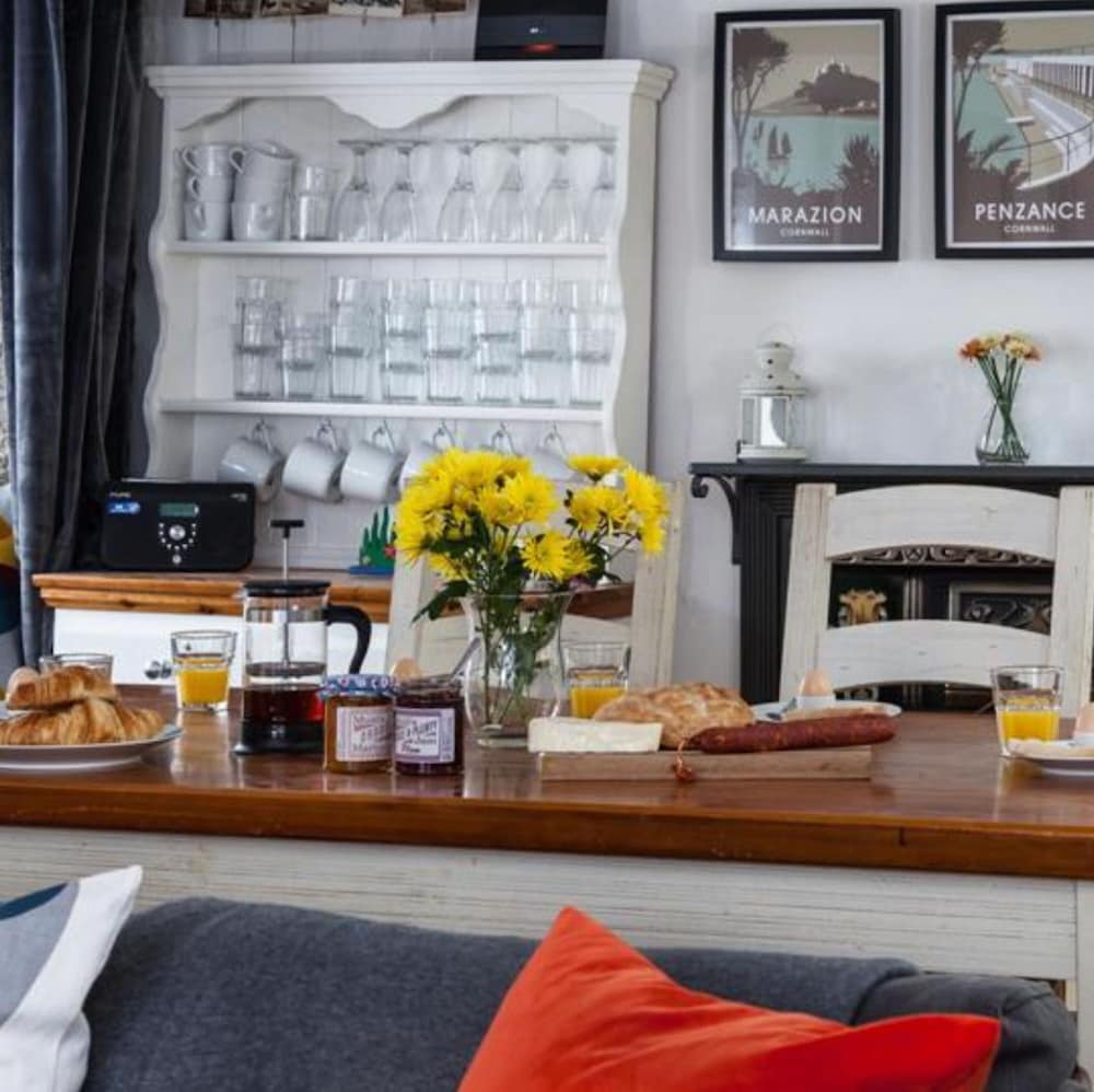 Charming Mousehole Cottage
