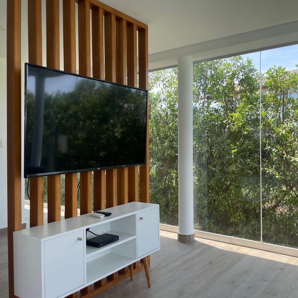 HOP Odaiba Exclusiva Laguna y Playa en Chincha view 5