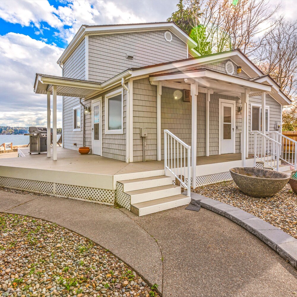 Belfair Beach House in Belfair