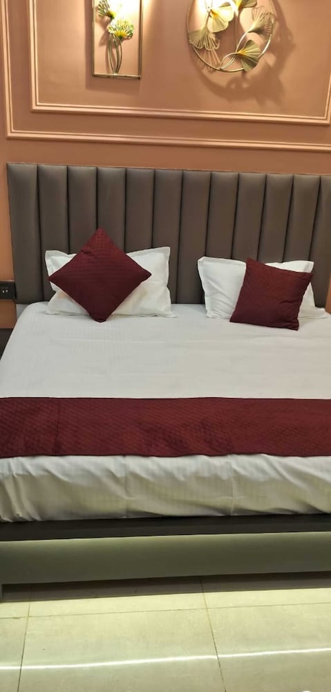Luxury Rooms In Lucknow