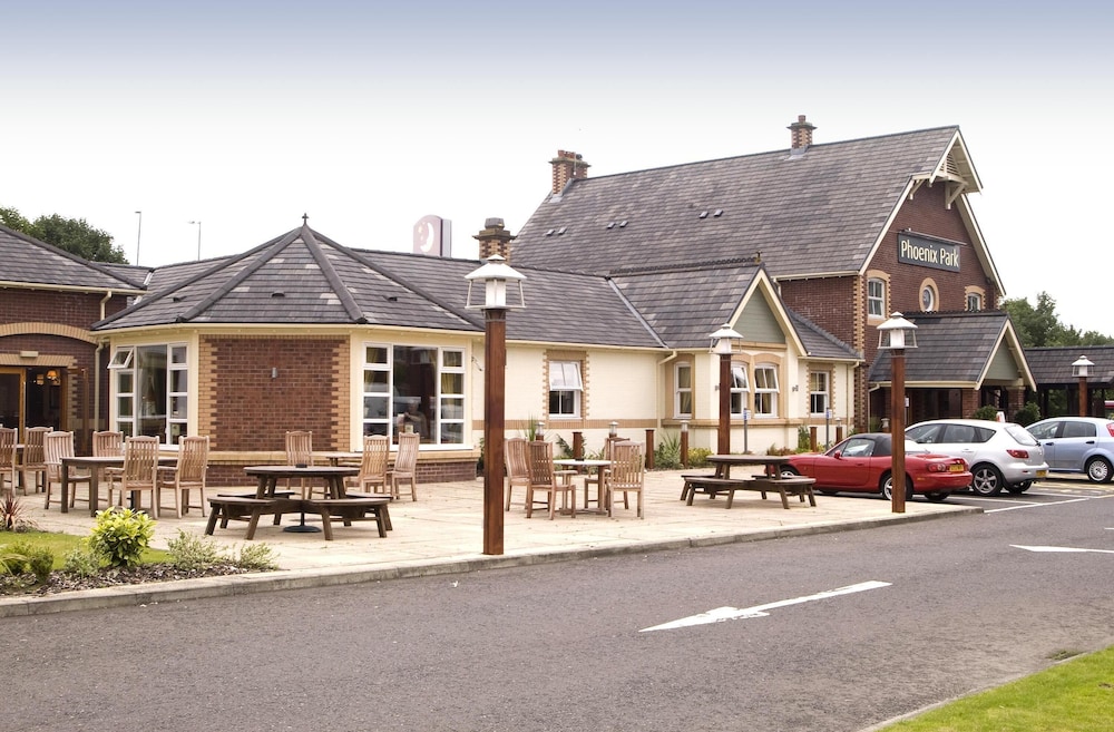 Premier Inn Glasgow - Paisley 3