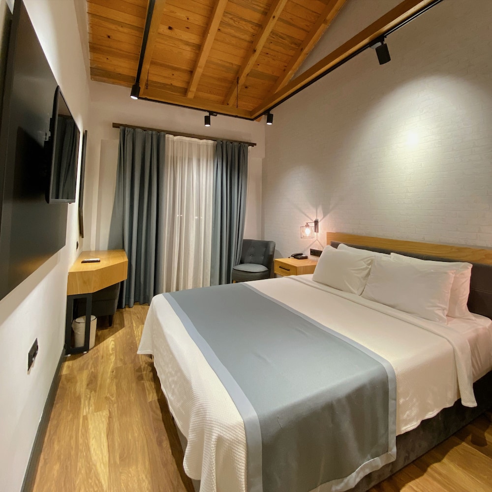 Azure Alaçatı - Image 11
