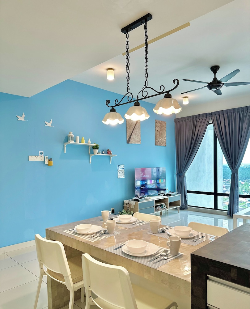 Southkey Mosaic Mid Valley by Stayrene