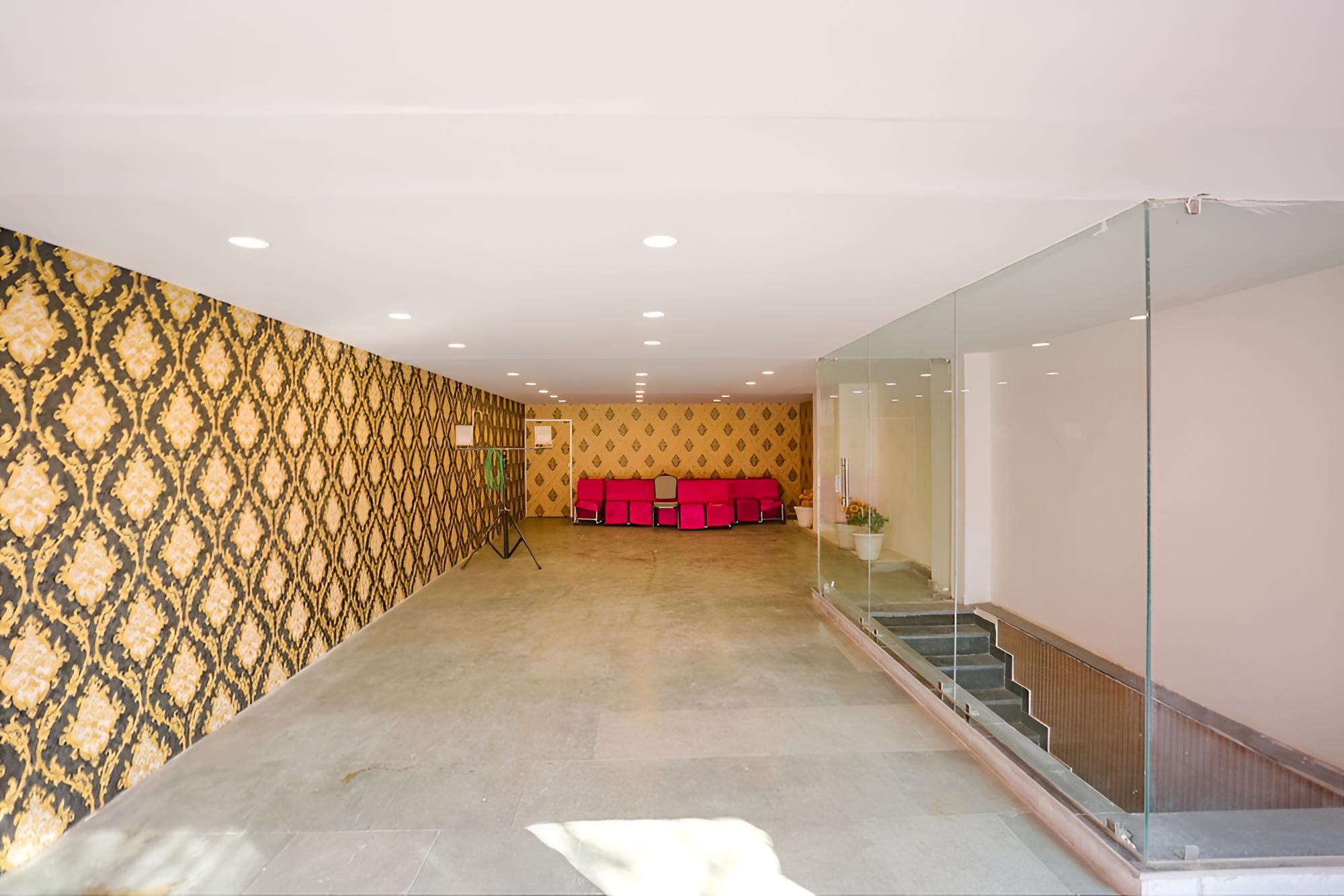Fabhotel Aerosky Grand view 4