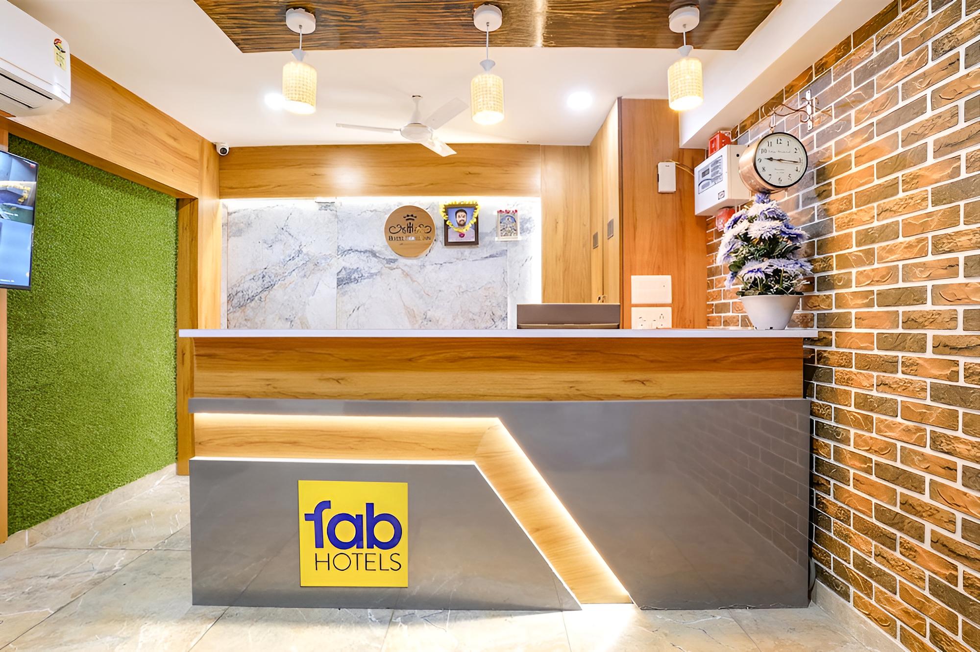 Fabhotel Nobel Inn view 5