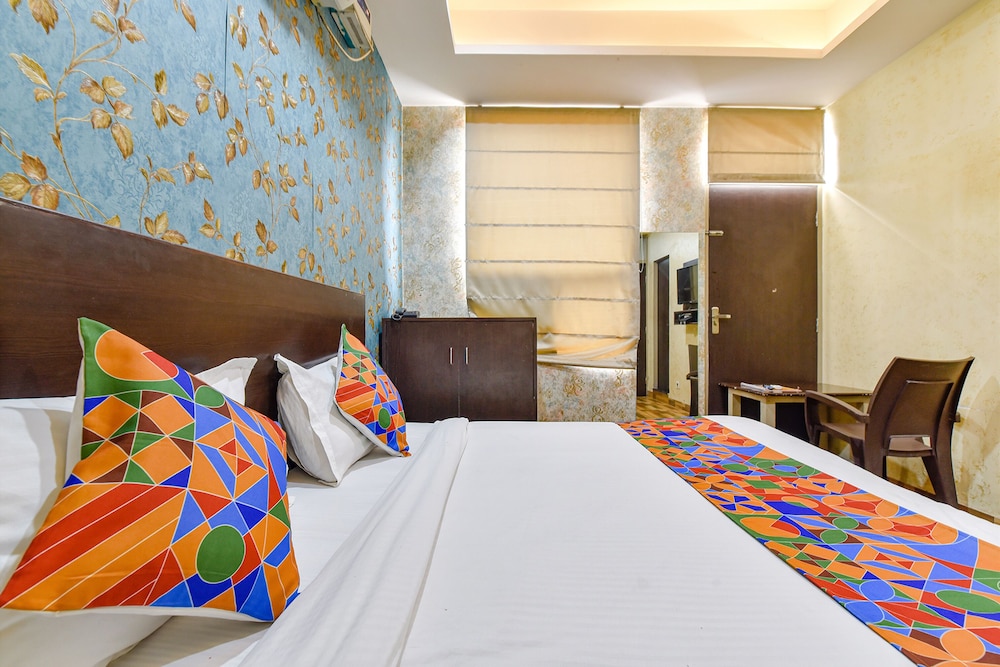 Jaipur Vacations - Fabexpress Krishna Pride - Property Image 12