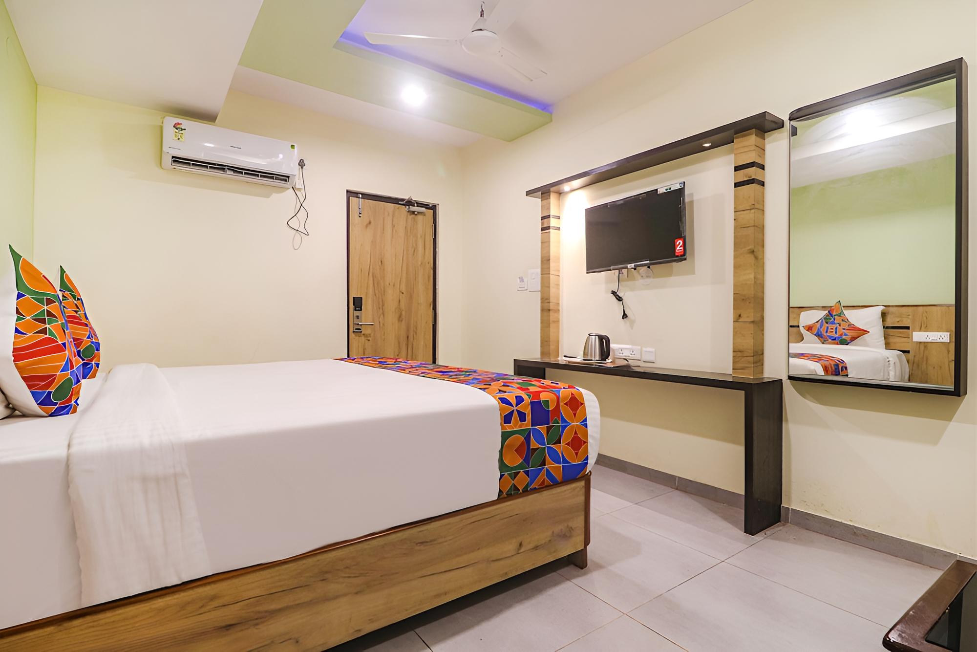 Fabhotel Sva view 3