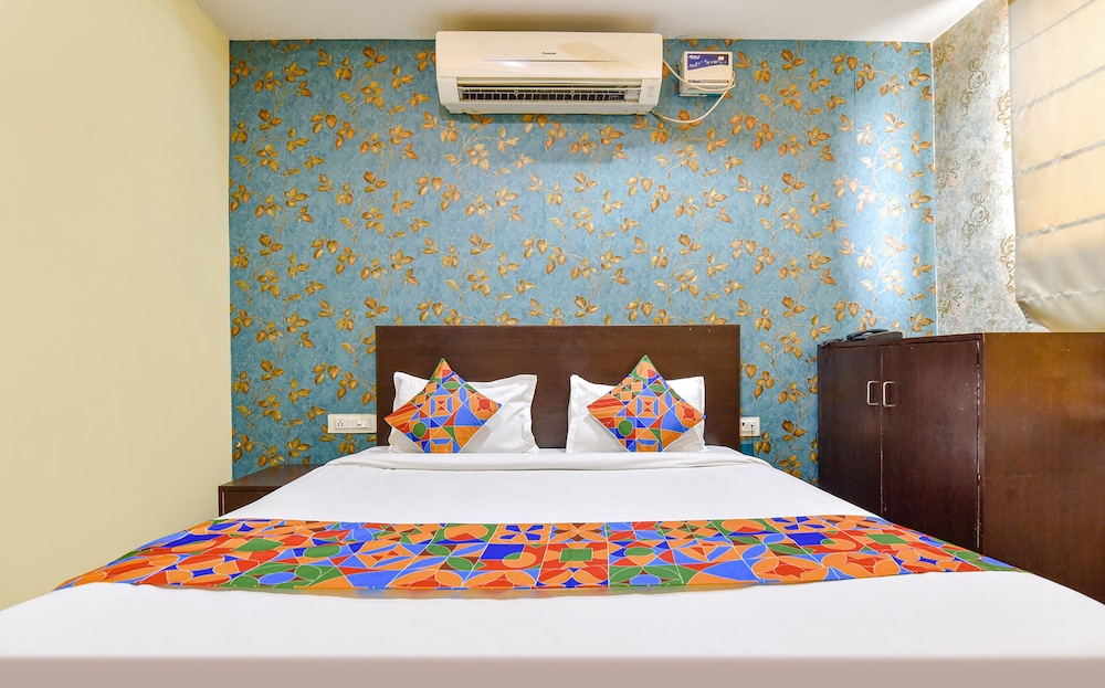 Jaipur Vacations - Fabexpress Krishna Pride - Property Image 1