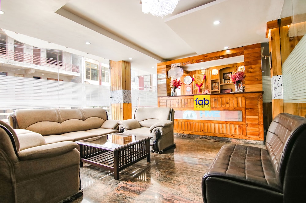 Lobby & Reception