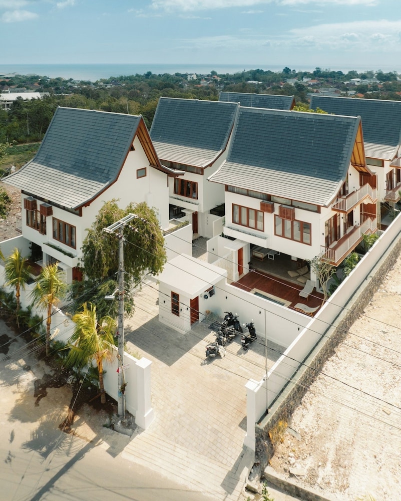 Treetop Villas