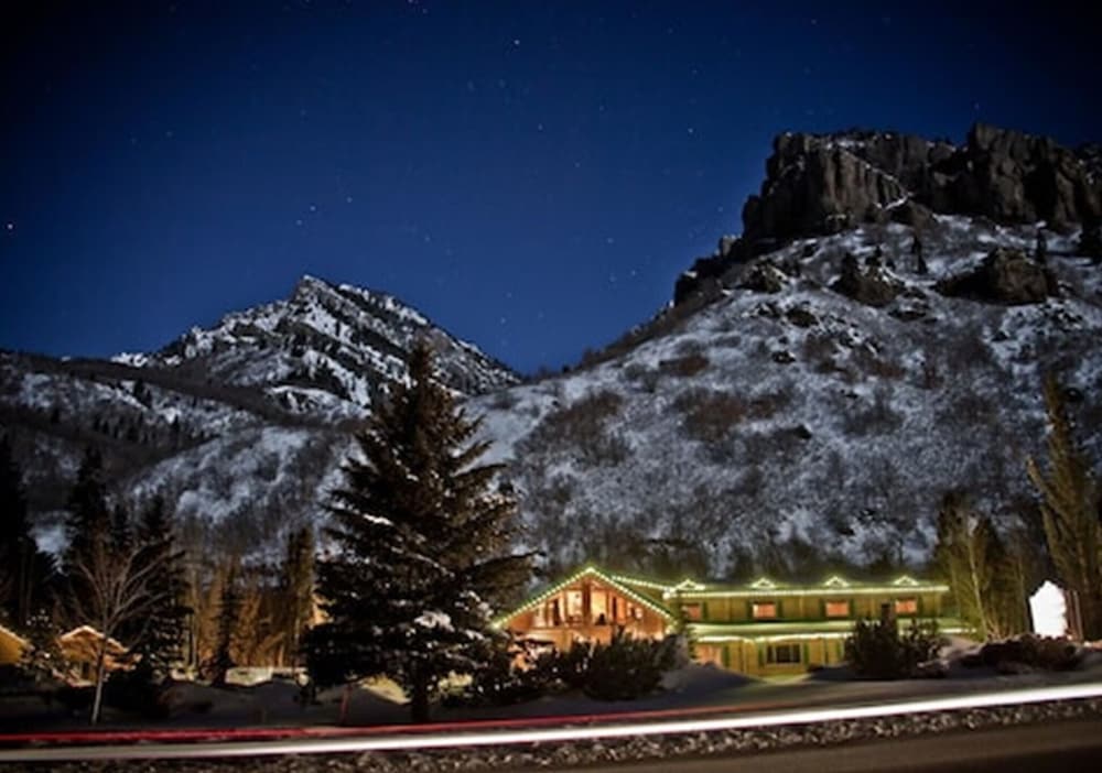 Alaskan Inn