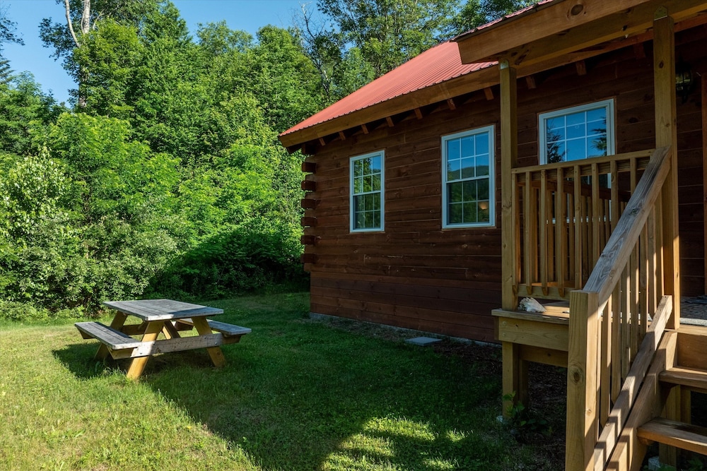 Lincoln Cabin 3 Bedroom Cabin
