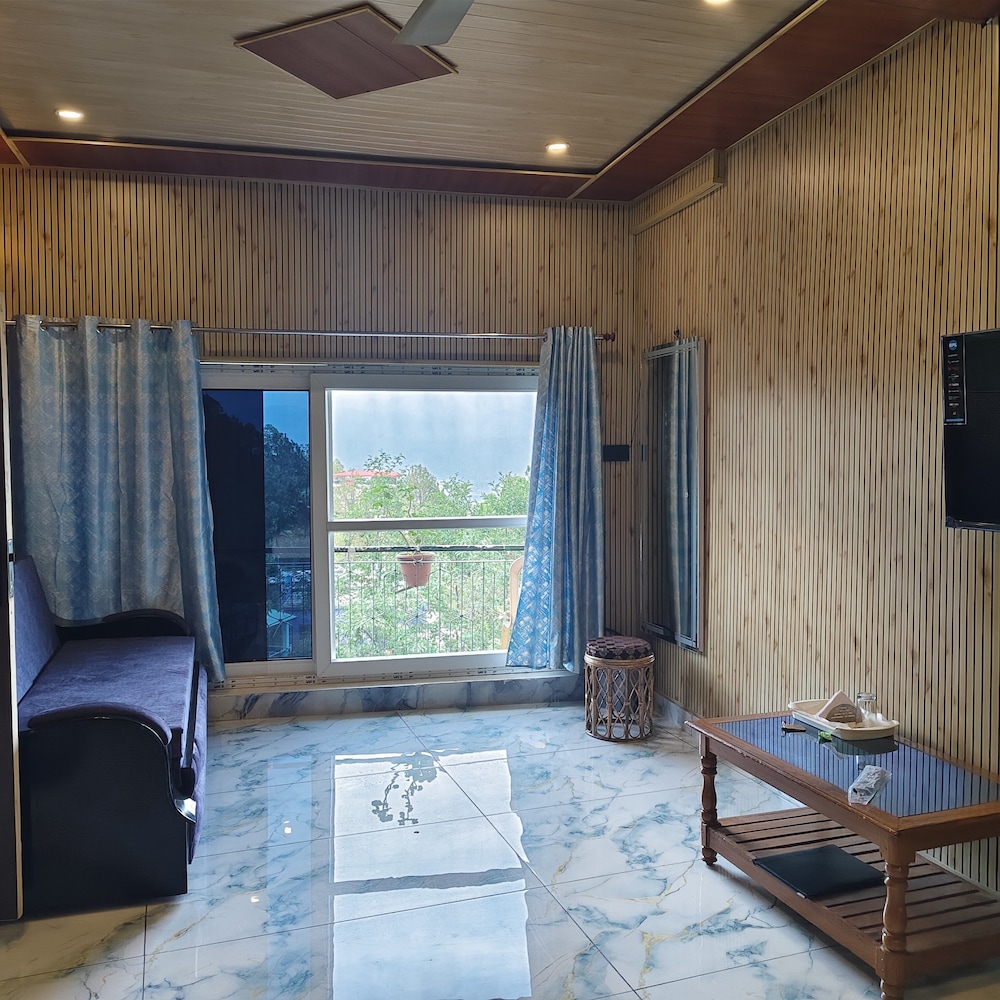 Hotel Mystic Mountain Kausani