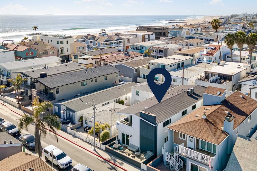 Coastal-chic Newport Stay Steps to the Beach, Dining & Boardwalk Optional Add-on Unit