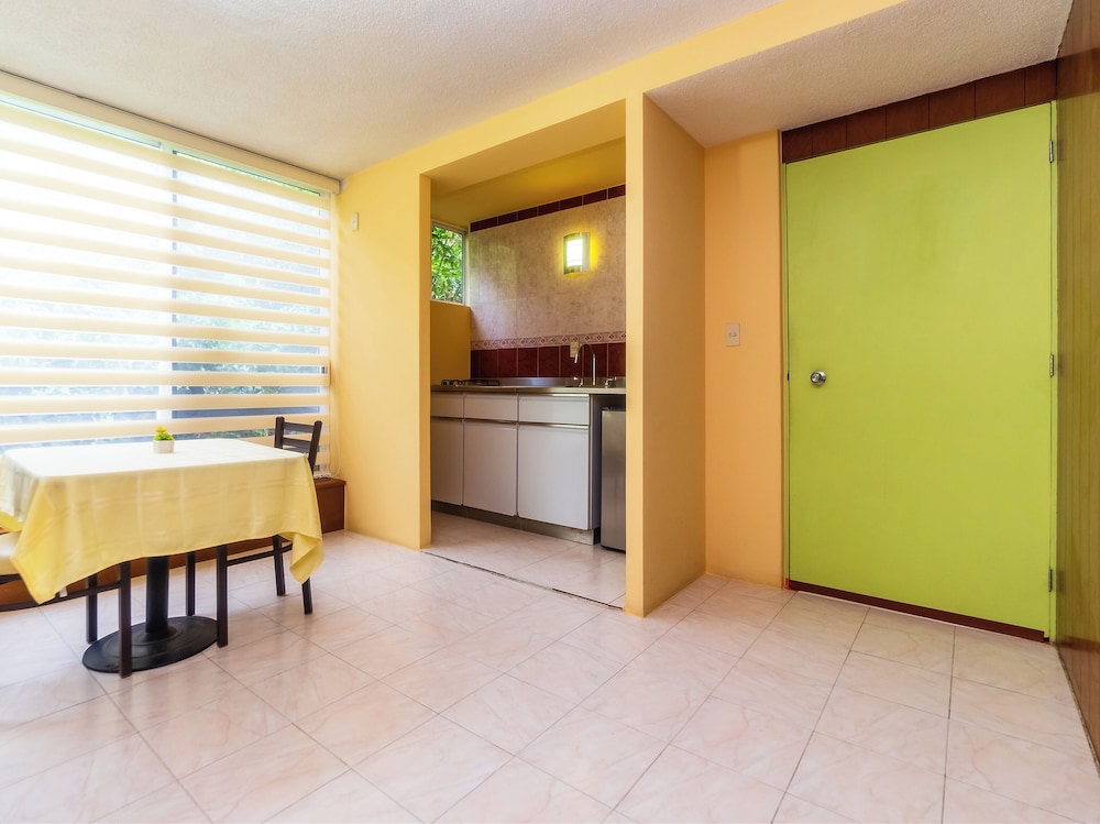Capital O Hotel Suites Marne, Mexico City photo 2