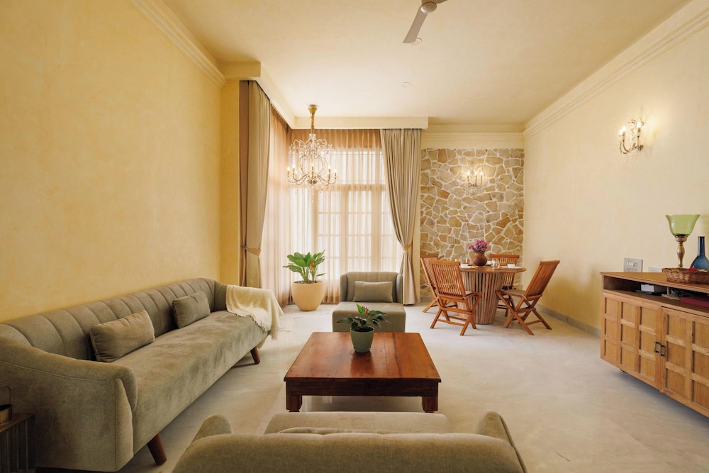 Westend Apartment by Redolive Racecourse Rd 3bhk