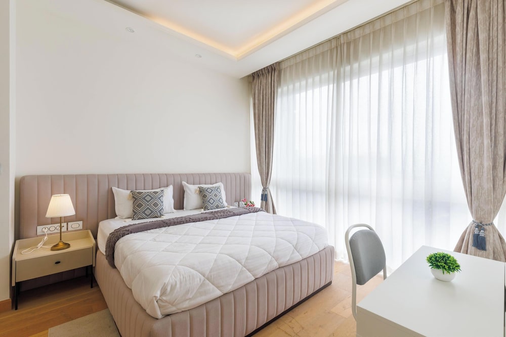 Casa Opal by Red Olive1bhkleela Residency