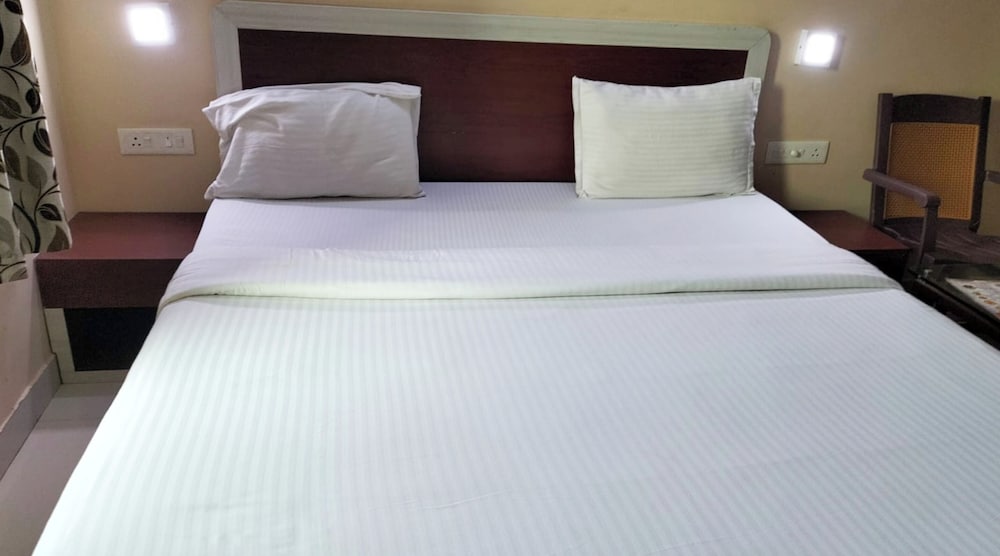 Hotel Golden W Puri