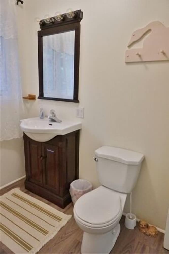 457 Lake St Peter 3 Bedroom Cottage