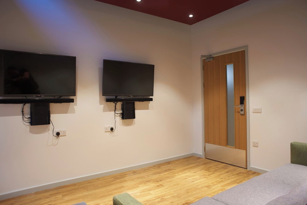 Student only Elegant Studio HIghbury I