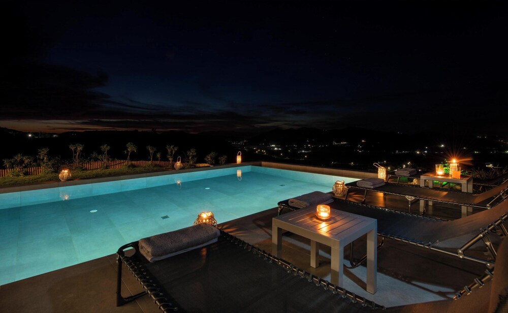 Villa Arithea