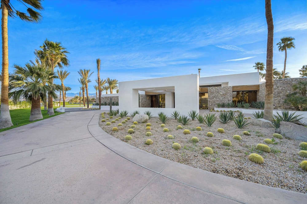 The Bravo Beach Club Tennis, Beach, Basketball, Golf Ultra-luxe Compound by Avantstay