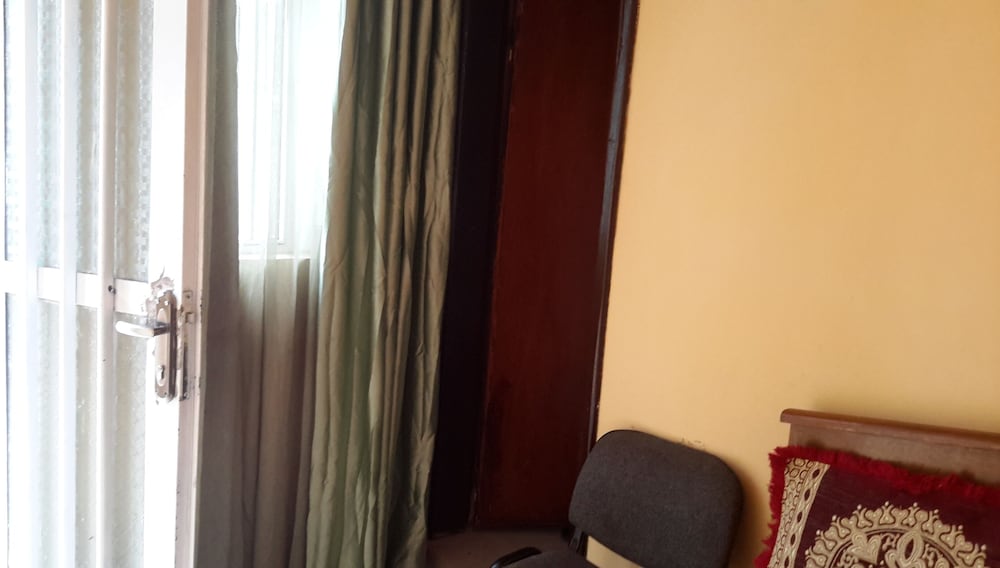 Liya Guest House